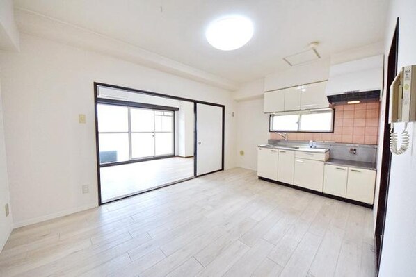 ビジュアルピア の物件内観写真